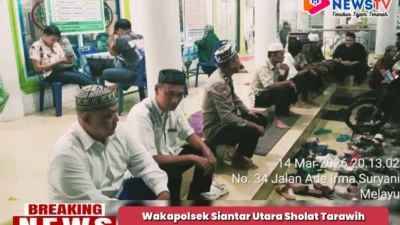 Wakapolsek Siantar Utara Sholat Tarawih Berjamaah Bersama Warga di Masjid Al-Hanif