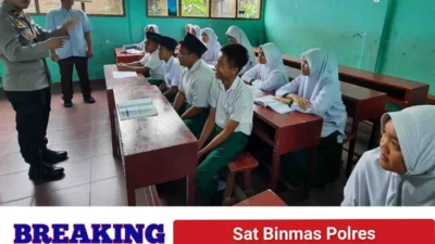 Sat Binmas Polres Pematangsiantar Sambangi Pesantren Kilat MTs Mesra