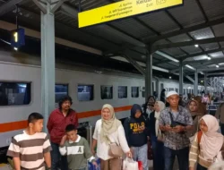 Polsek Siantar Barat Rutin Amankan Arus Balik di Stasiun Kereta Api Pematangsiantar