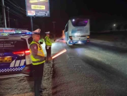 Patroli Blue Light Sat Lantas Polres Batu Bara, Ciptakan Rasa Aman di Jalinsum Indrapura