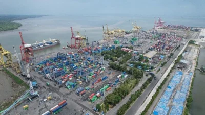 Arus Peti Kemas PT PMT Tumbuh, Aktivitas Logistik Sumut Mulai Menggeliat