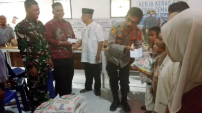 Kapolsek Medang Deras Hadiri Peresmian Jembatan Beli, Warga Gelar Syukuran dan Santuni Anak Yatim