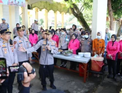 Kapolres Labuhanbatu Luncurkan Warung Polri Presisi, Bagikan 500 Porsi Makanan Gratis