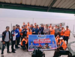Polsek Kundur dan KSOP Salurkan Life Jacket untuk Nelayan di Hari Nelayan Nasional 2026