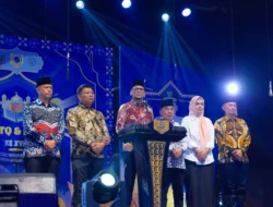 Bupati Fery Sahputra Simatupang Tutup MTQ dan FSQ ke-17 Labusel, Ribuan Warga Padati Teluk Panji