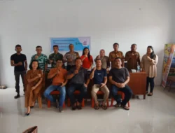 Bhabinkamtibmas Polsek Siantar Marihat Hadiri Pembentukan Koperasi Merah Putih di Nagahuta