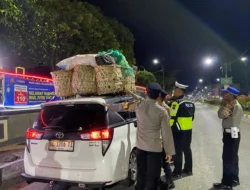 Polres Aceh Tenggara Gelar Razia Malam, Sopir Travel Overkapasitas Ditegur Humanis