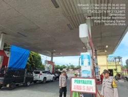 Bhabinkamtibmas Polsek Siantar Marihat Monitoring Penyaluran BBM di SPBU