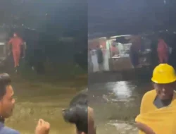 Banjir Terjang Gayo Lues, Jembatan Penghubung RSUD Muhammad Ali Kasim Putus Diterjang Luapan Sungai