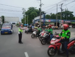 Sat Lantas Polres Pematangsiantar Edukasi Pengendara Gojek, Tekankan Pentingnya Safety Riding