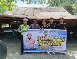 Polantas Menyapa Sopir Angkutan Barang, Satlantas Polres Labusel Tekankan Keselamatan Berkendara