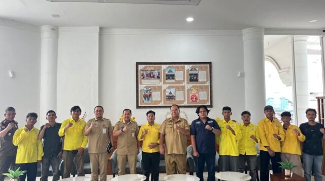 Tuntut Transparansi Hibah Rp25 M dan Pilkades, PERMA LABUSEL Gedor Kantor Gubernur Sumut