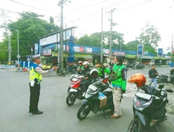 Sat Lantas Polres Pematangsiantar Edukasi Pengendara Gojek, Tekankan Keselamatan Berkendara