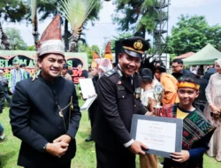 Hari Jadi ke-109 Tebing Tinggi, Wali Kota Paparkan Capaian Pembangunan dan Serahkan Bantuan Pertanian