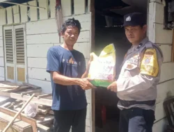 HUT Bhayangkara ke-80, Polsek Siantar Marihat Salurkan Bansos Kapolres kepada Warga Kurang Mampu