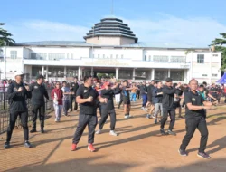 Ribuan Warga Semarakkan Senam Bersama HUT ke-18 Labuhanbatu Selatan, Polres Pastikan Kegiatan Aman dan Kondusif