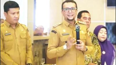 Dua Pejabat Senior Pemkab Labusel Purna Bakti, Bupati Fery: Pengabdian Tak Berakhir di Masa Pensiun