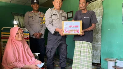Jumat Berkah, Polsek Kundur Salurkan Tali Asih Kapolres Karimun kepada Warga Kurang Mampu