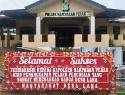 Masyarakat Desa Lama Apresiasi Kinerja Polsek Hamparan Perak, Papan Bunga Terpampang di Mapolsek