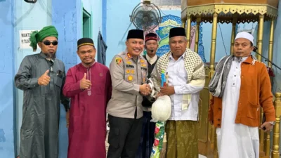 Dekat dengan Masyarakat, Kapolres Aceh Tenggara Gelar Safari Subuh dan Jumat Curhat